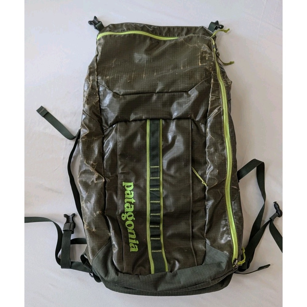 Patagonia Black Hole Pack 32L Backpack Olive Green Lime STY49331 FA15 Read